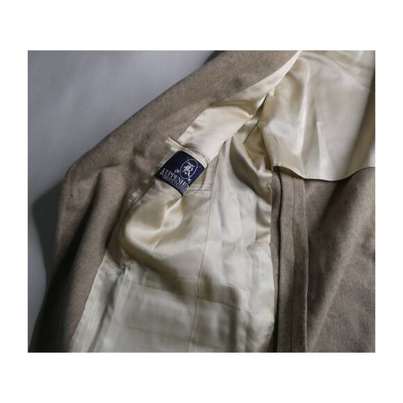 KUPPENHEIMER cashmere sport coat, camel color, 44L - Picture 3 of 4